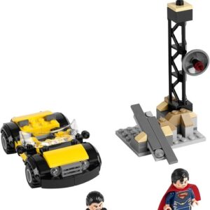 LEGO DC Comics Super Heroes Superman Metropolis Showdown (76002)