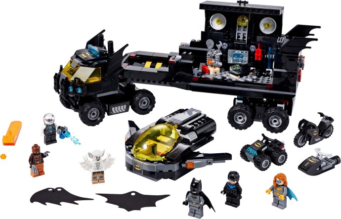 LEGO DC Comics Super Heroes Mobile Bat Base (76160)