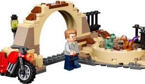 LEGO Jurassic World Atrociraptor Dinosaur: Bike Chase (76945)